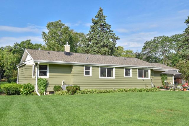 N56W15810 Bette DRIVE, Menomonee Falls, WI 53051