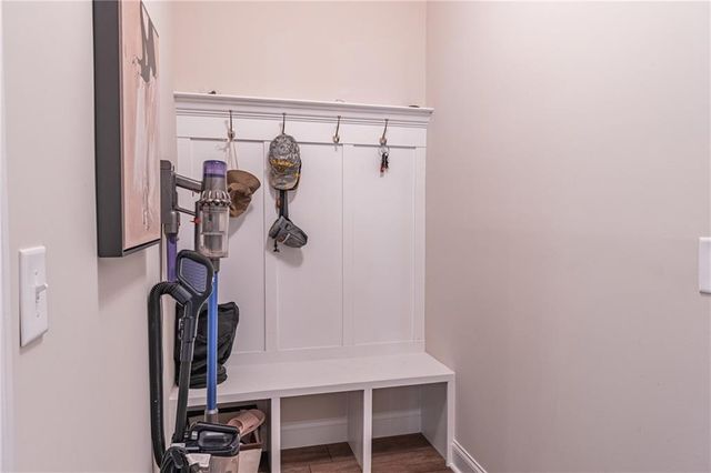 532 Eagles Nest Circles, Auburn, GA 30011