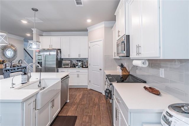 532 Eagles Nest Circles, Auburn, GA 30011