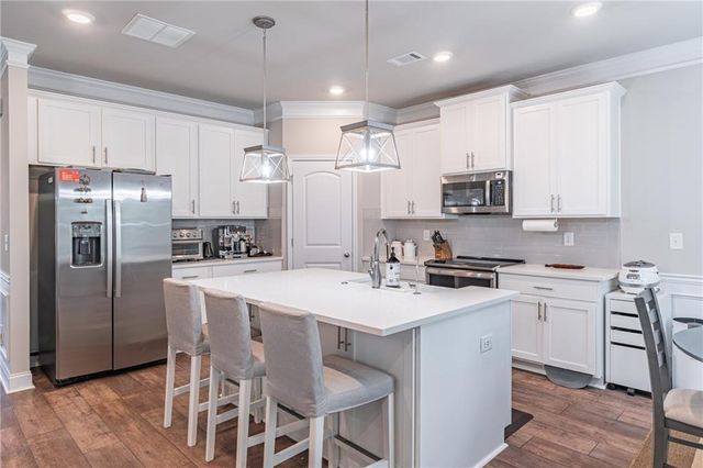532 Eagles Nest Circles, Auburn, GA 30011