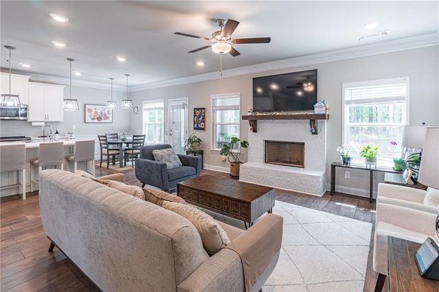 532 Eagles Nest Circles, Auburn, GA 30011