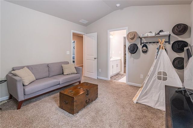 532 Eagles Nest Circles, Auburn, GA 30011