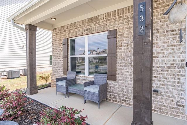 532 Eagles Nest Circles, Auburn, GA 30011