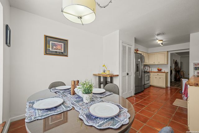 7926 Broadway Apt 102, San Antonio, TX 78209