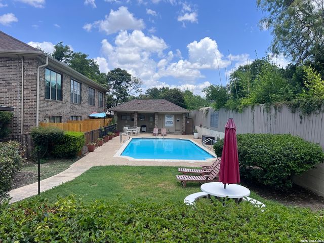 7926 Broadway Apt 102, San Antonio, TX 78209