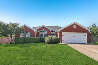 1708 Crestmeadow Lane, Mansfield, TX 76063