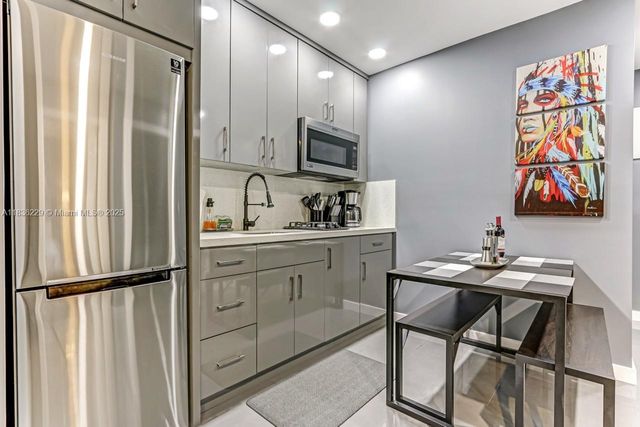 2302 Taylor St 1-7, Hollywood, FL 33020