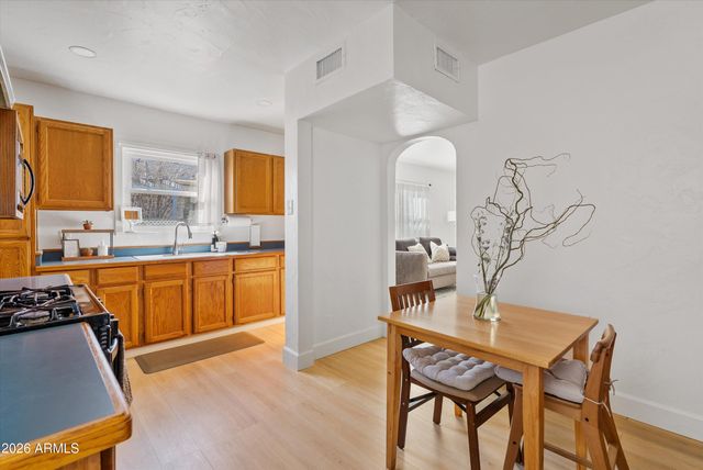 1709 N 16TH Avenue, Phoenix, AZ 85007