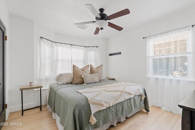 1709 N 16TH Avenue, Phoenix, AZ 85007