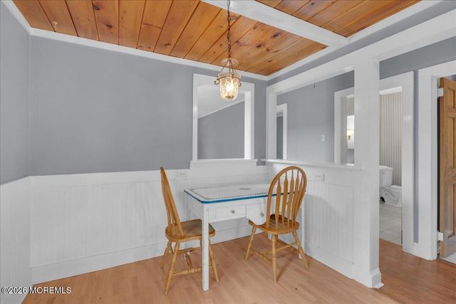 6 Haggers Lane, Fair Haven, NJ 07704