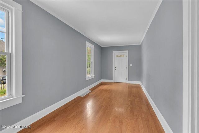 6 Haggers Lane, Fair Haven, NJ 07704