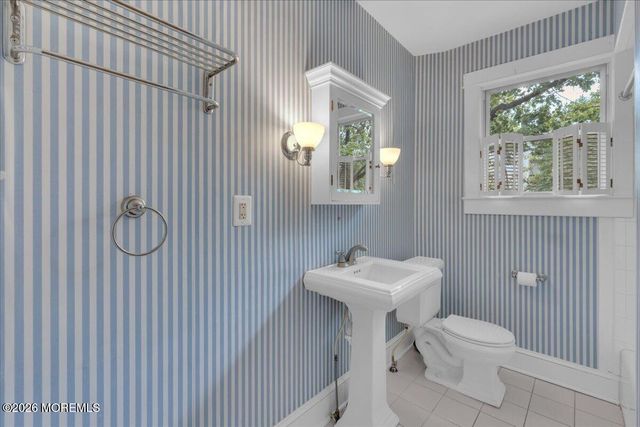 6 Haggers Lane, Fair Haven, NJ 07704