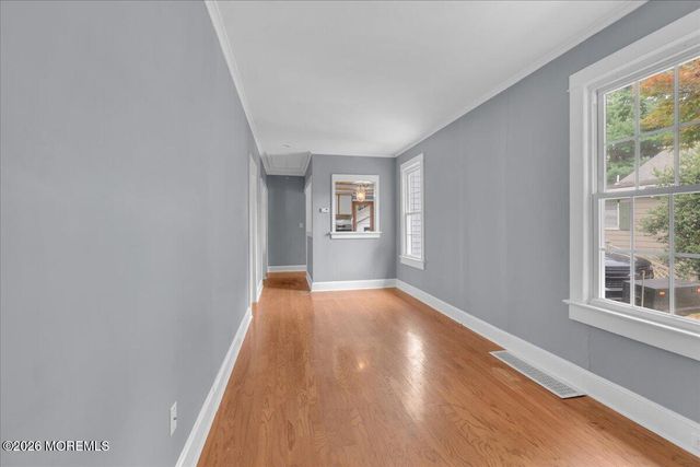 6 Haggers Lane, Fair Haven, NJ 07704