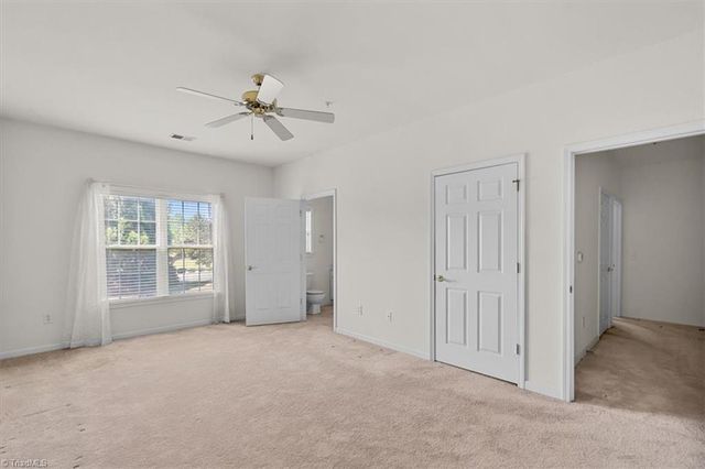 3710 Spanish Peak Drive 2B, High Point, NC 27265