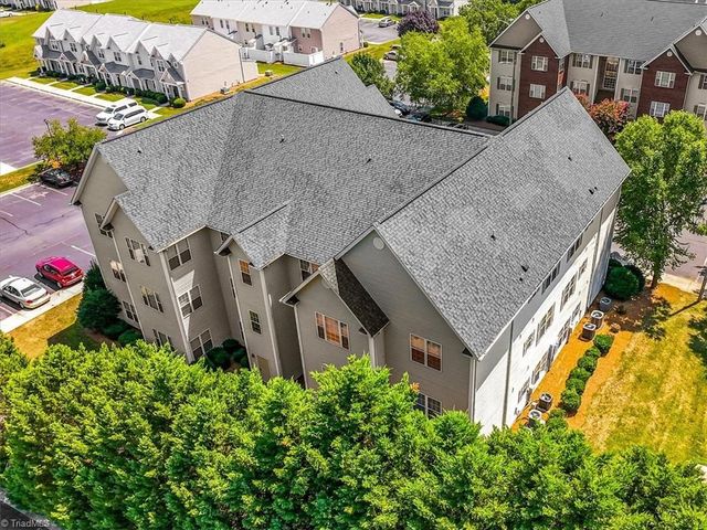 3710 Spanish Peak Drive 2B, High Point, NC 27265