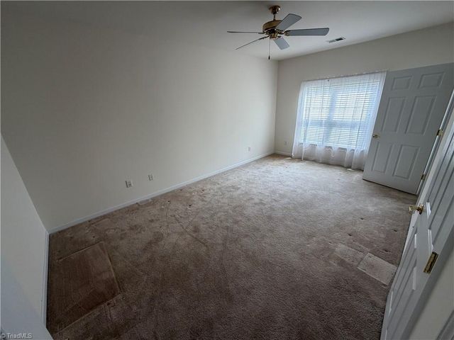 3710 Spanish Peak Drive 2B, High Point, NC 27265