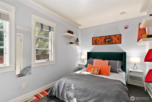 2109 S Horton Street, Seattle, WA 98144