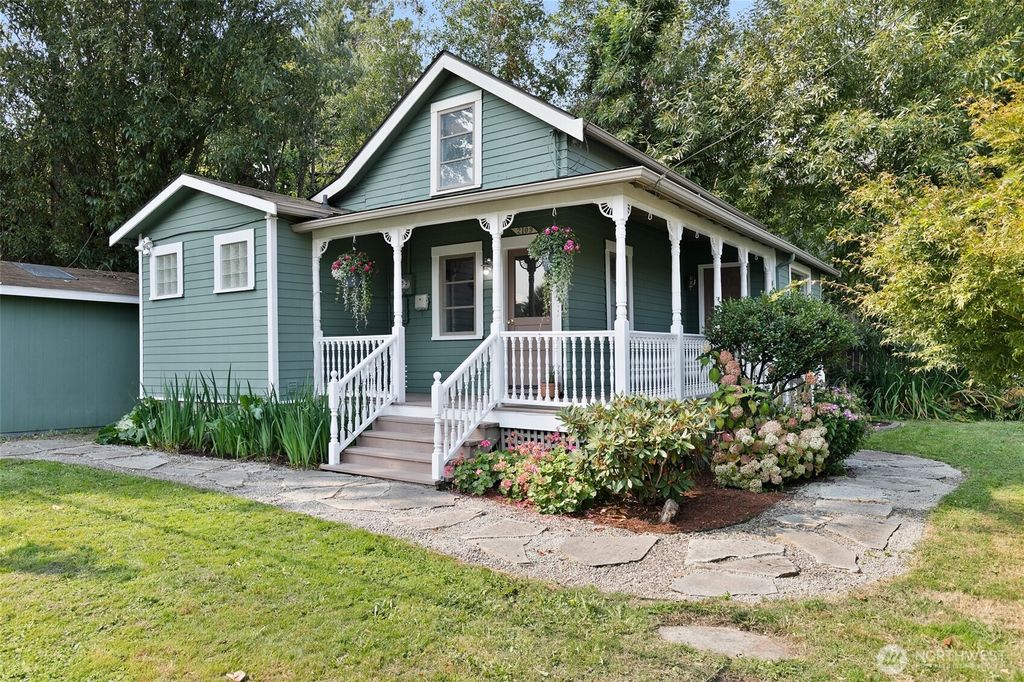 2109 S Horton Street, Seattle, WA 98144