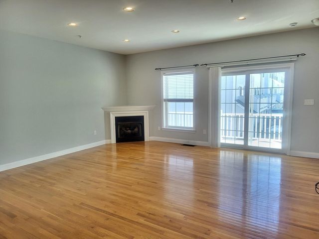 12 Amaranth 12, Medford, MA 01255