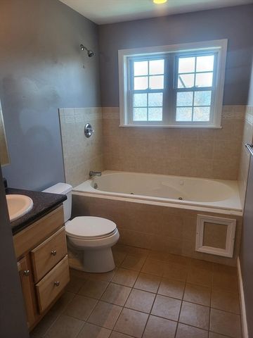 12 Amaranth 12, Medford, MA 01255