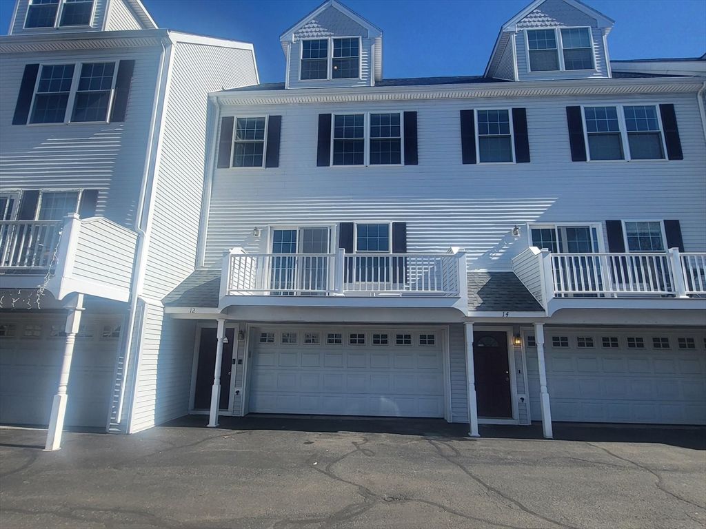 12 Amaranth 12, Medford, MA 01255