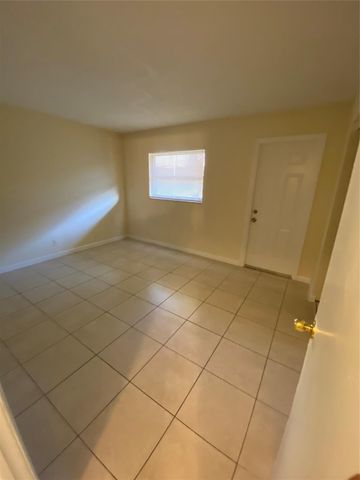 1856 NW 52nd Avenue, Lauderhill, FL 33313