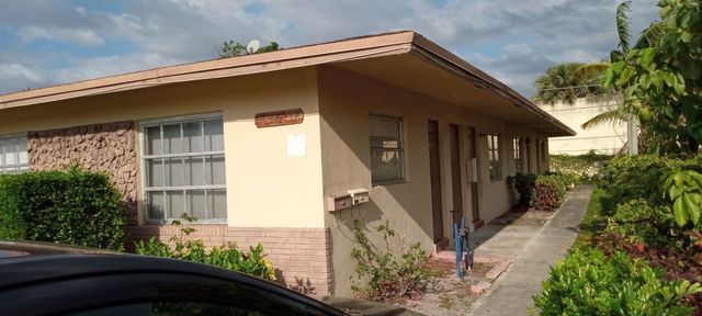 1856 NW 52nd Avenue, Lauderhill, FL 33313