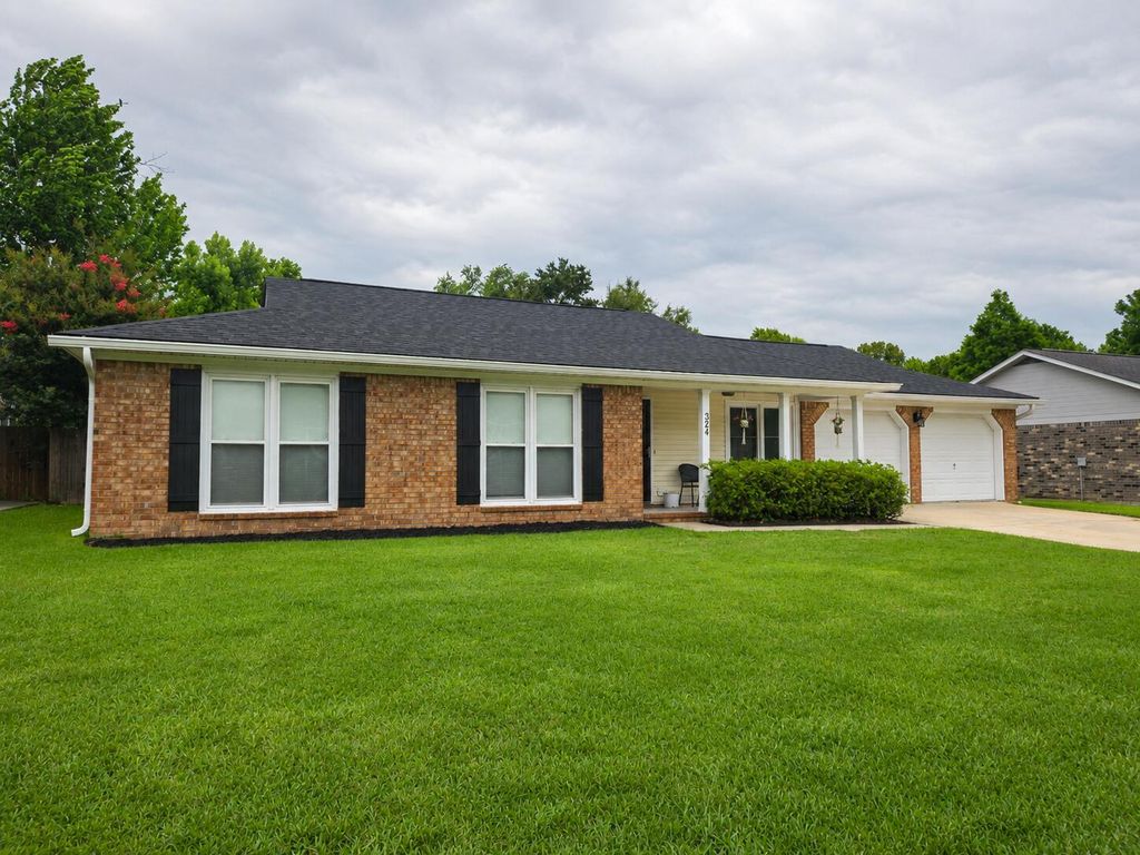324 Houston Drive, Ladson, SC 29456
