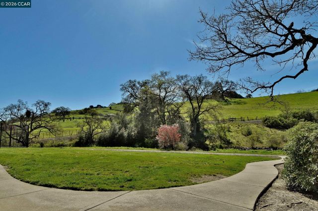 2020 Shady Creek Pl, Danville, CA 94526