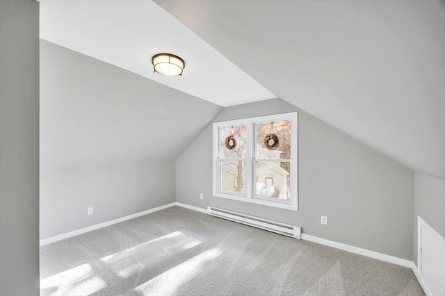 47 Shallow Pond Ln, Falmouth, MA 02536