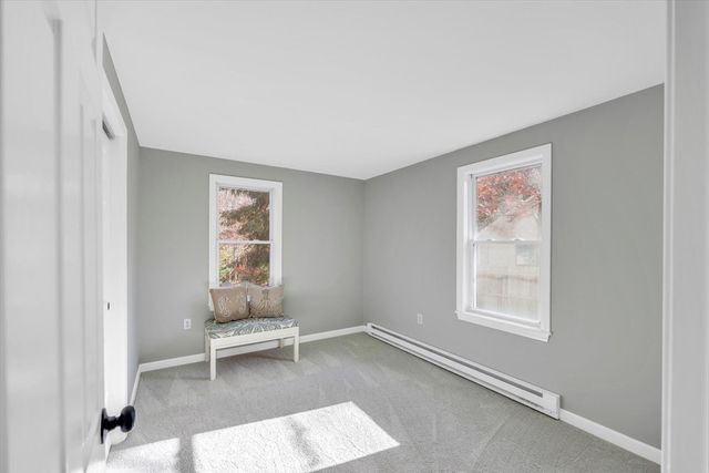 47 Shallow Pond Ln, Falmouth, MA 02536