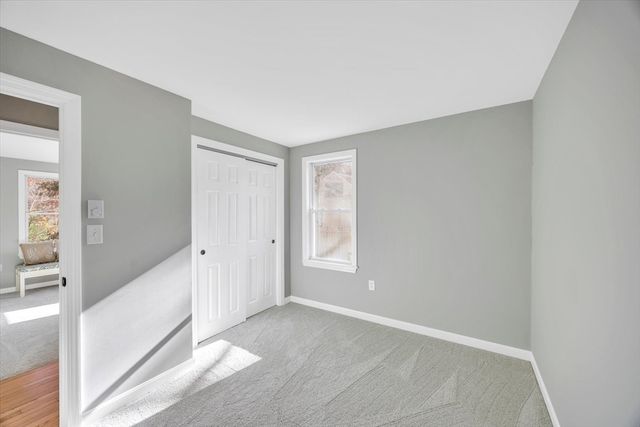 47 Shallow Pond Ln, Falmouth, MA 02536