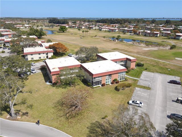 11 Vista Palm Lane 206, Vero Beach, FL 32962