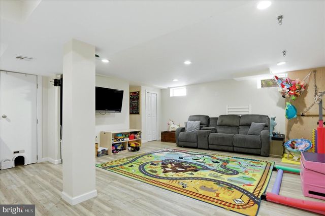 2907 KANES RD, Willow Grove, PA 19090