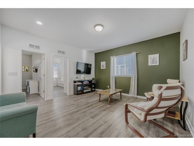 37 Starlight Cir, Erie, CO 80516
