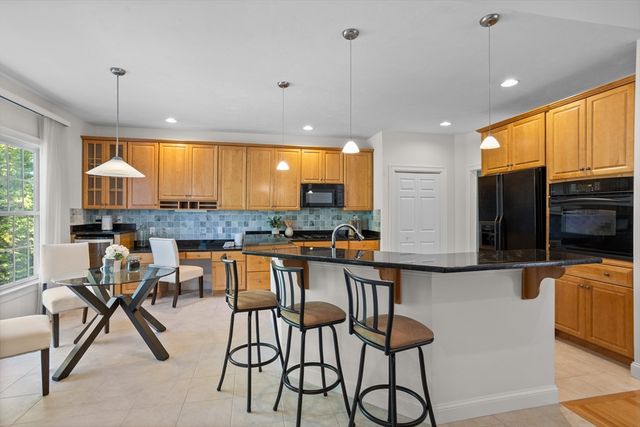 15 Stone Ridge Road 15, Westford, MA 01886