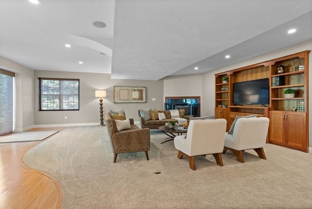 15 Stone Ridge Road 15, Westford, MA 01886