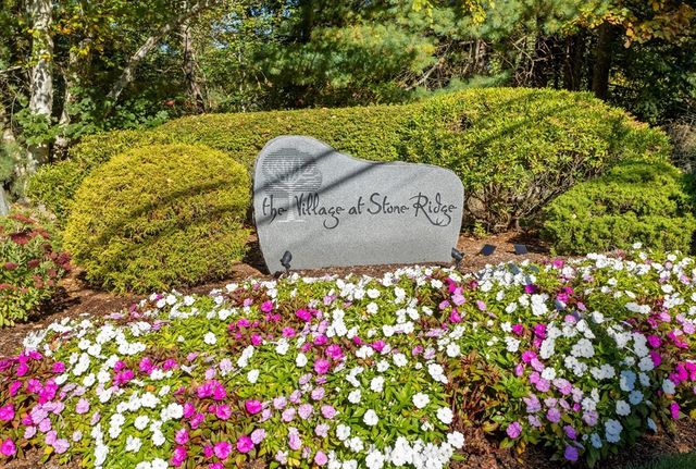 15 Stone Ridge Road 15, Westford, MA 01886