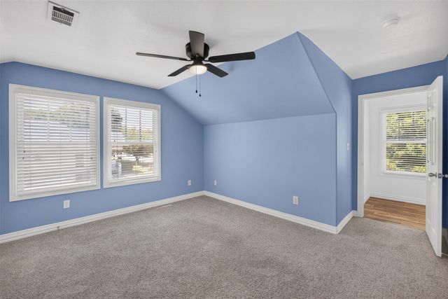 2205 College Avenue, Fort Worth, TX 76110