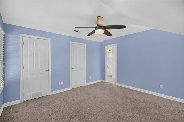 2205 College Avenue, Fort Worth, TX 76110