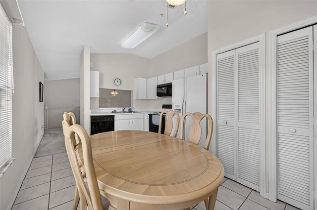 6126 SUNNYVALE DRIVE 2303, Orlando, FL 32822