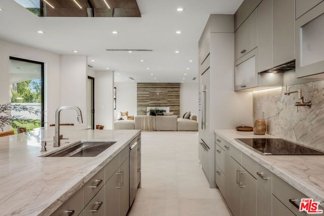 25532 Gaylord Court, Calabasas, CA 91302