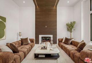 25532 Gaylord Court, Calabasas, CA 91302