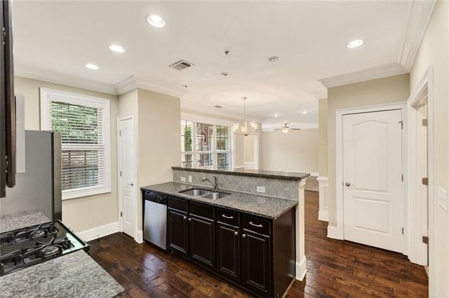 2300 Peachford Road 4002, Dunwoody, GA 30338