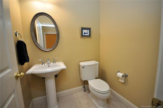 59 Bradford Walk 59, Farmington, CT 06032