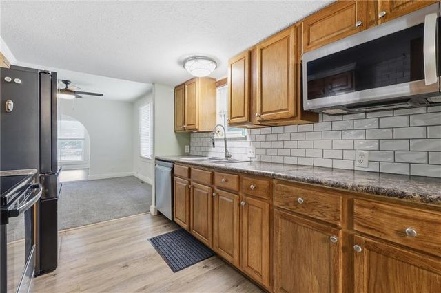 510 Lindberg Drive, Kansas City, MO 64118