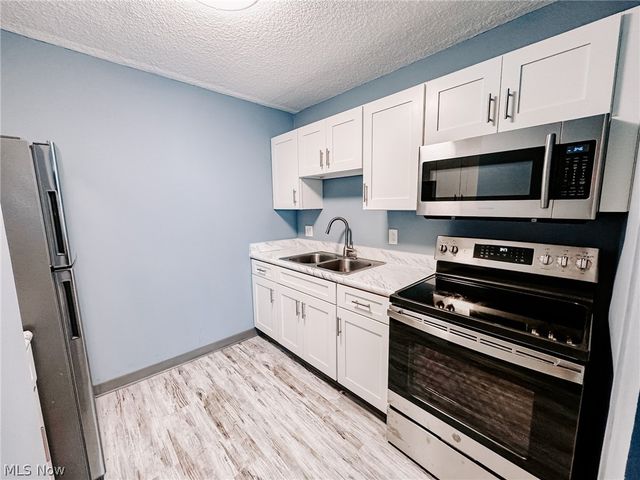 25801 Lake Shore Boulevard, Euclid, OH 44132