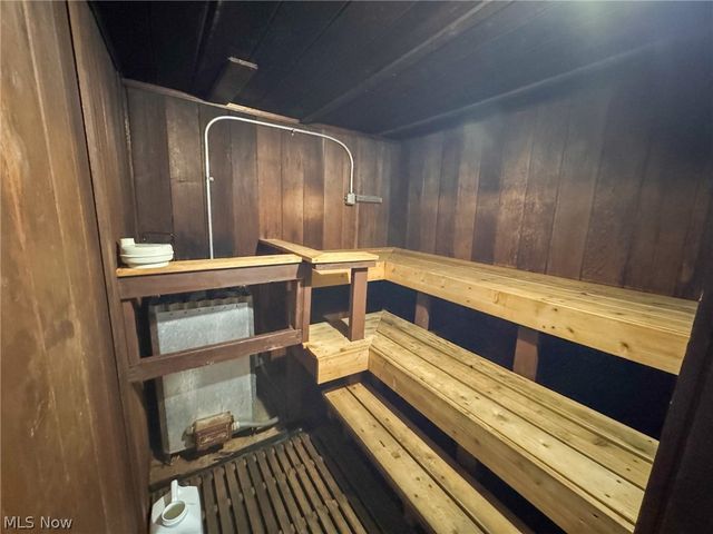 25801 Lake Shore Boulevard, Euclid, OH 44132