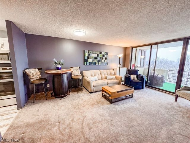 25801 Lake Shore Boulevard, Euclid, OH 44132