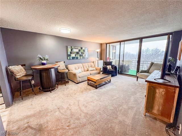 25801 Lake Shore Boulevard, Euclid, OH 44132